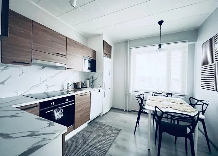 Kotimaailma Пори